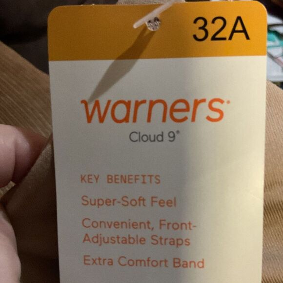 Warner's Cloud 9 Wireless Bra in Grilled Almond - Picture 7 of 7